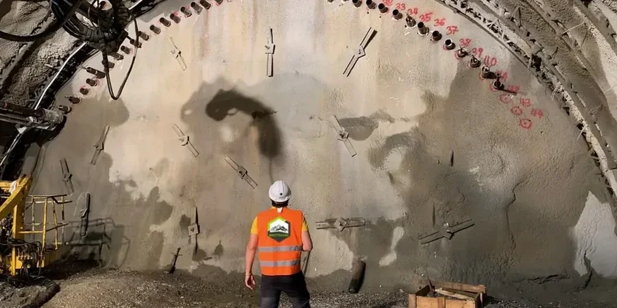 Surveillance géotechnique des excavations à Valence : protocole d'auscultation en site urbain contraint